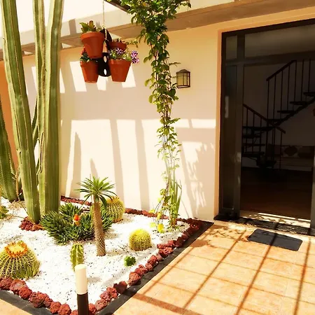 Eguzki Lore Villa *